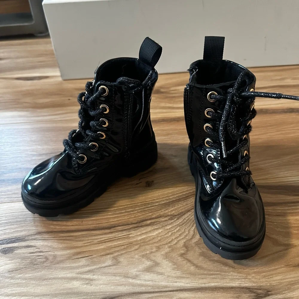 H&M size 8.5 toddler girl boots - Picture 3 of 4